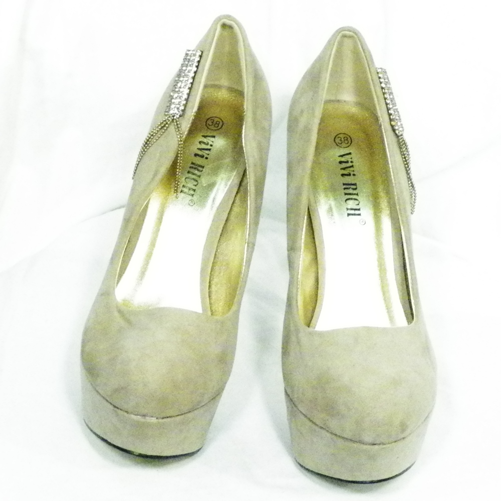 Escarpin Beige VIVI RICH Pointure 38. Bon état - Vue 3 - 